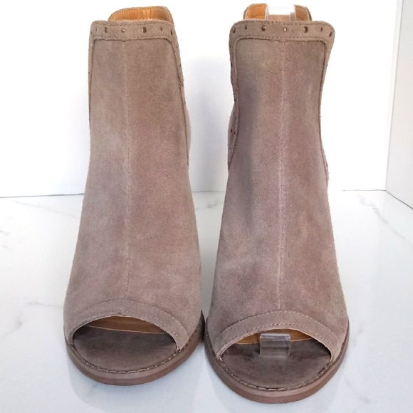 LUCKY BRAND GENUINE SUEDE PEEP TOE BOOTIES LIBETH - Picture 8 of 10